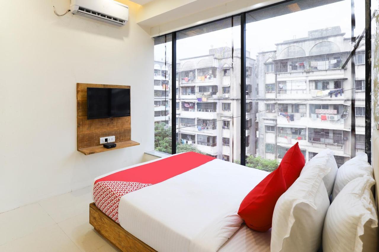 โอโย 49529 โฮเต็ล รอยัล พาเลซ Hotel สุรัต ภายนอก รูปภาพ